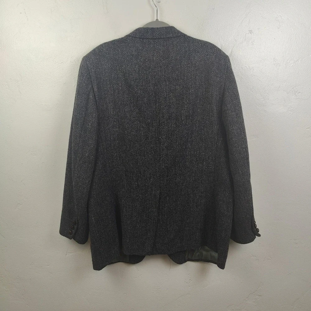 Vintage Harris Tweed Men Blazer XL Gray Herringbone Scottish Wool Academic